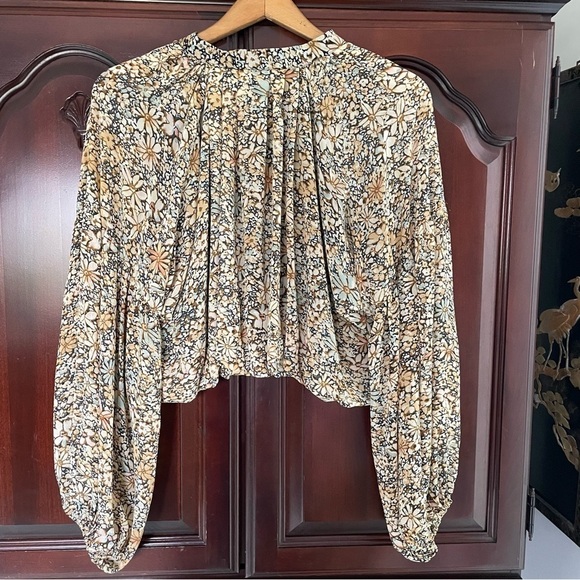 Lulu's Season of Blooms Cream Multi Floral Print Balloon Sleeve Top size small - Picture 8 of 15